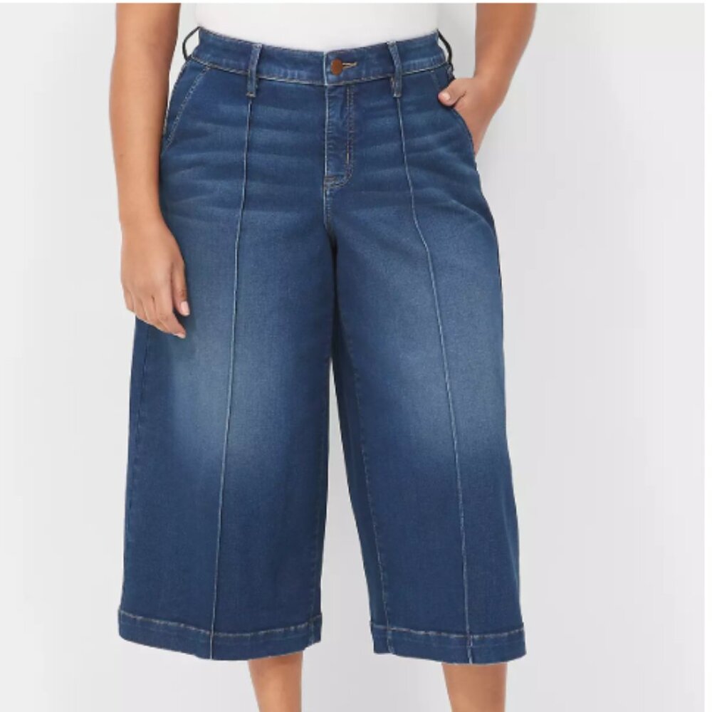 Lane Bryant Signature Fit Wide Leg Crop Jeans Size 22 Like New